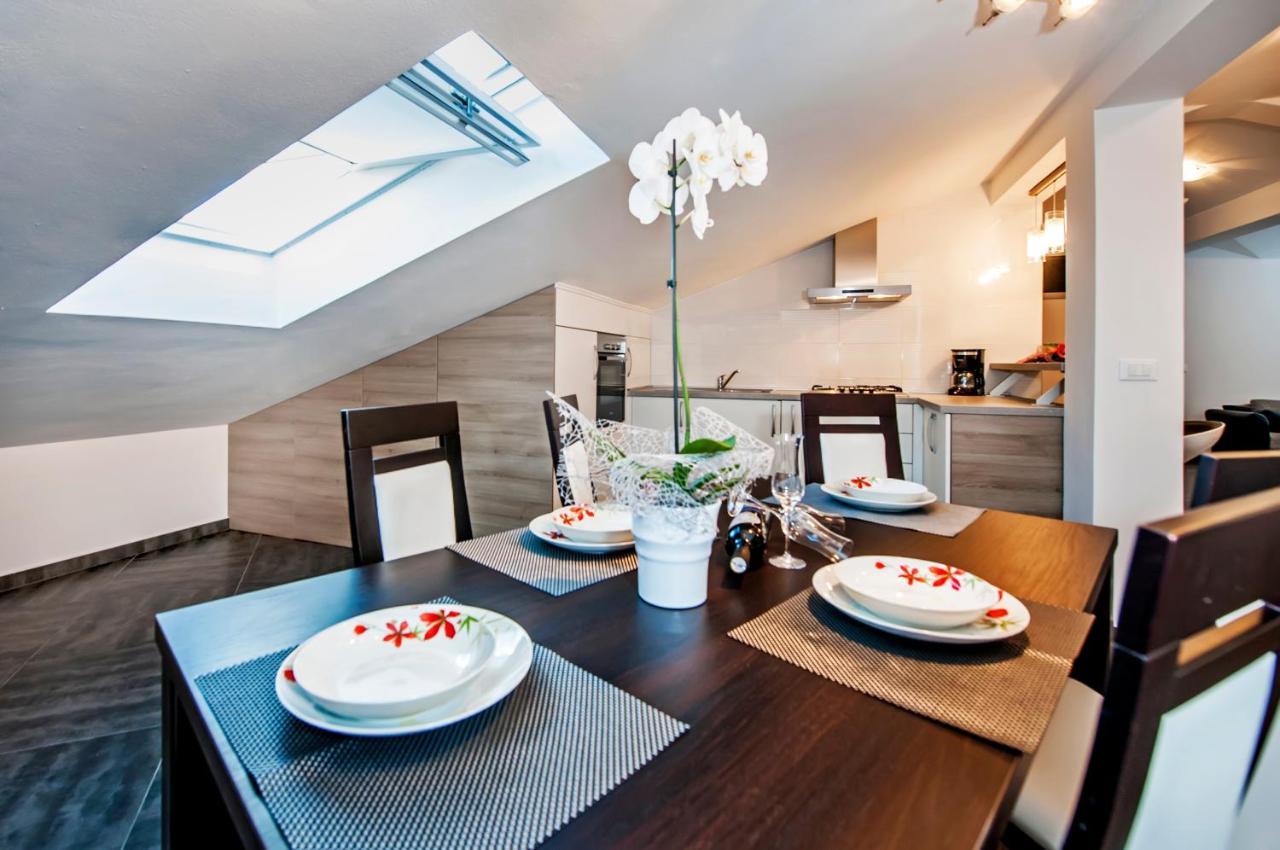 Apartments Centener 罗维尼 外观 照片